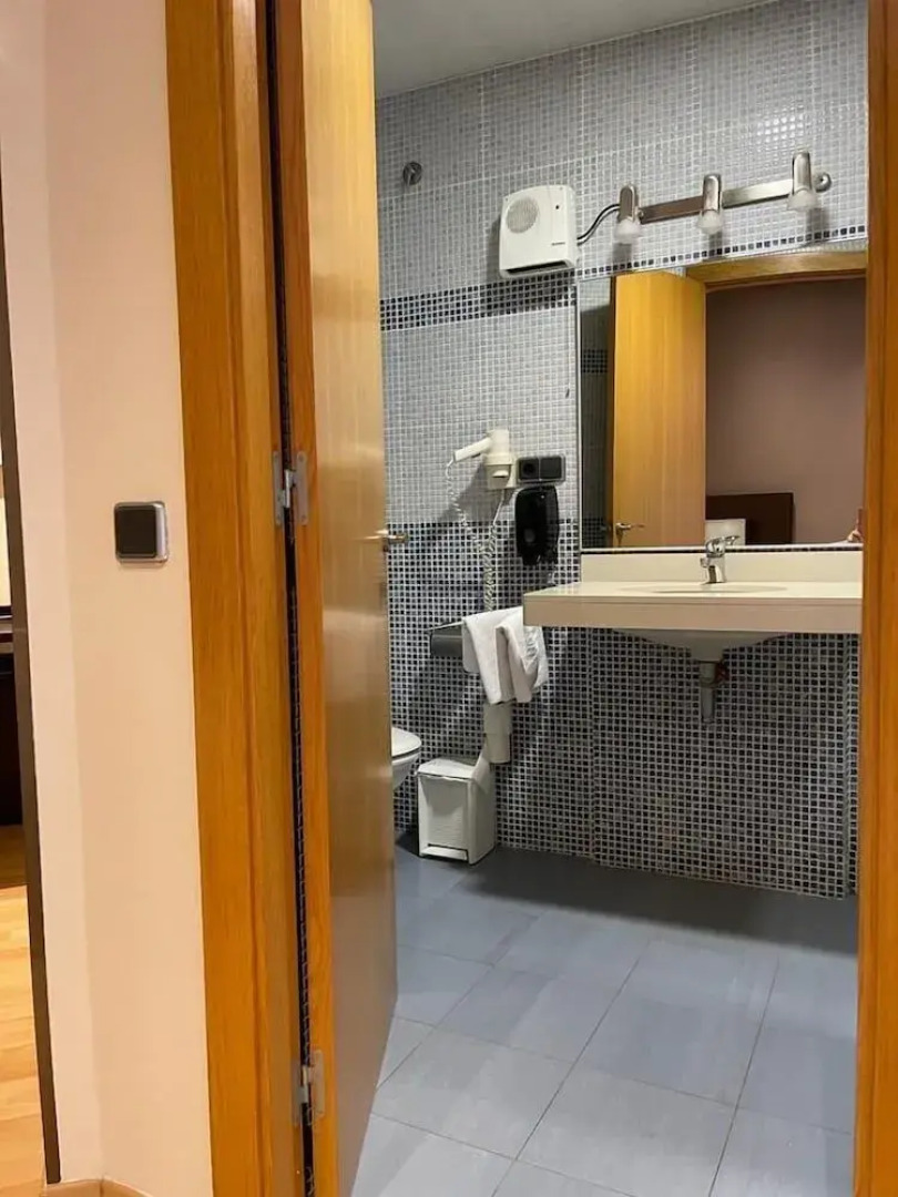 Spacious Farmhouse In El Bruc With Swimming Pool