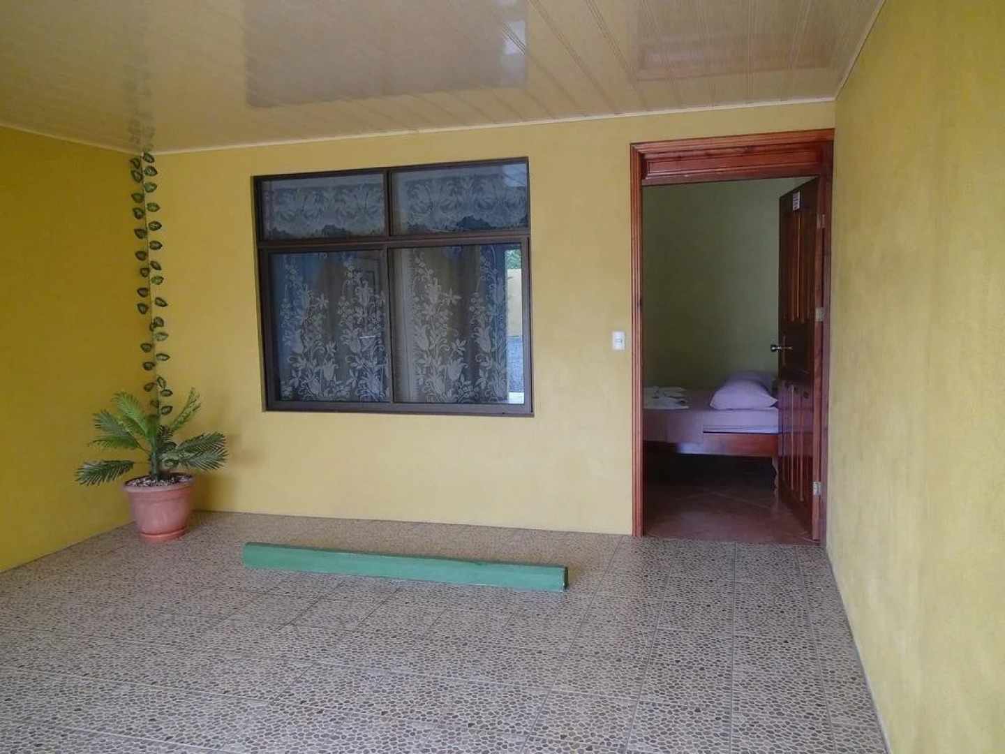 Hotel y Cabinas el Edï¿½n del Este