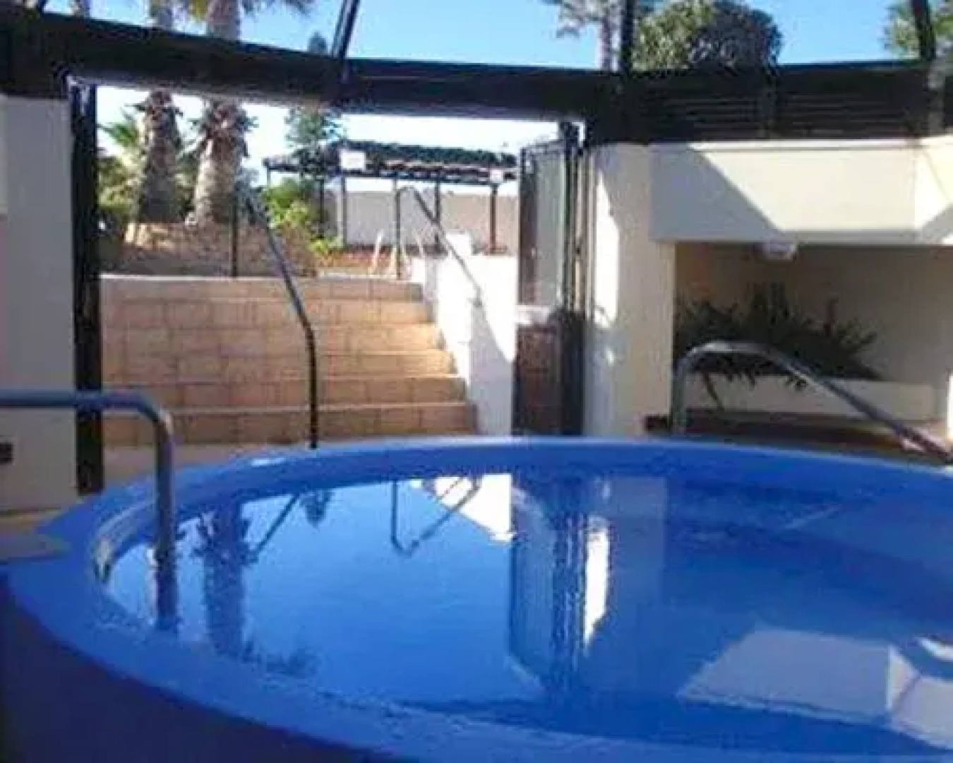 Modern, Spacious Home on Popular Muricata Av - Enjoy Beach, Surf & Sun