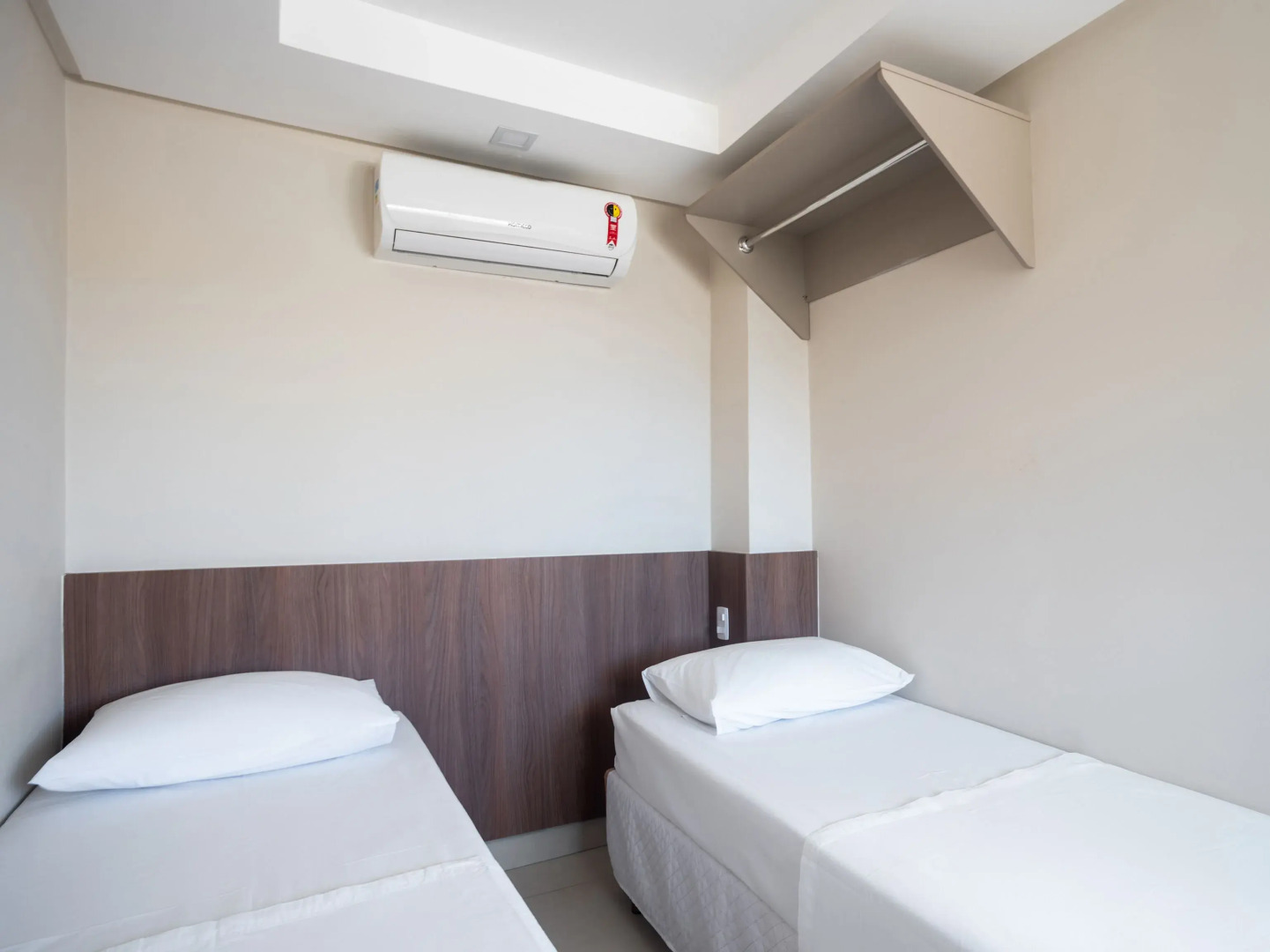 OYO Hotel Barra Do Riacho, Aracruz