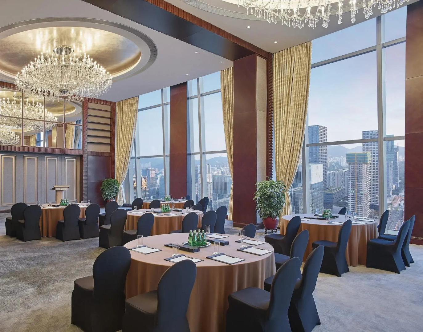 Отель Futian Shangri-La Shenzhen