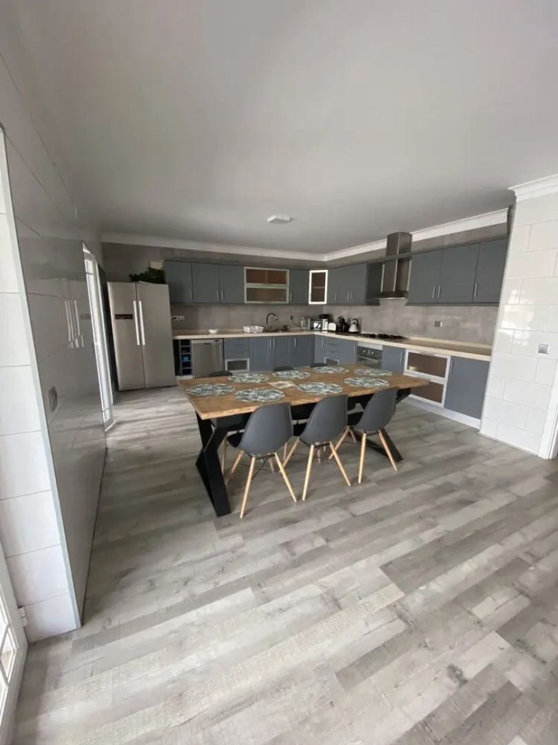 Charming 4-bed Villa in Quinta do Anjo, Palmela