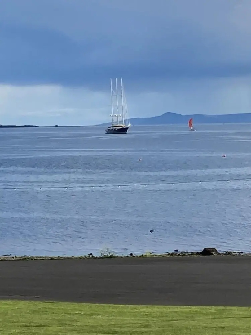 2 Bedroom Apartment, With Free Parking