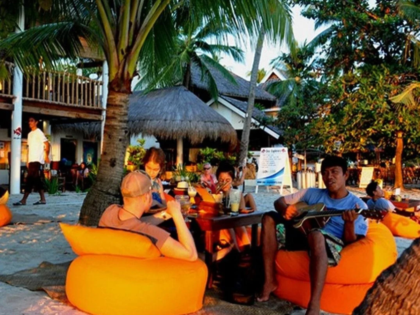 Ocean Vida Beach and Dive Resort