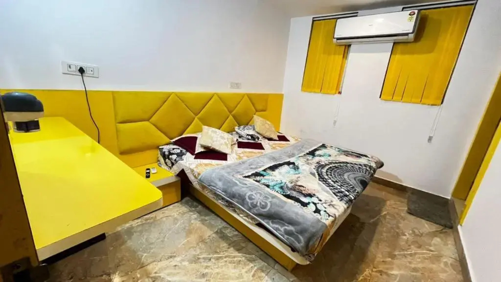 Sunset Backpackers Hostel