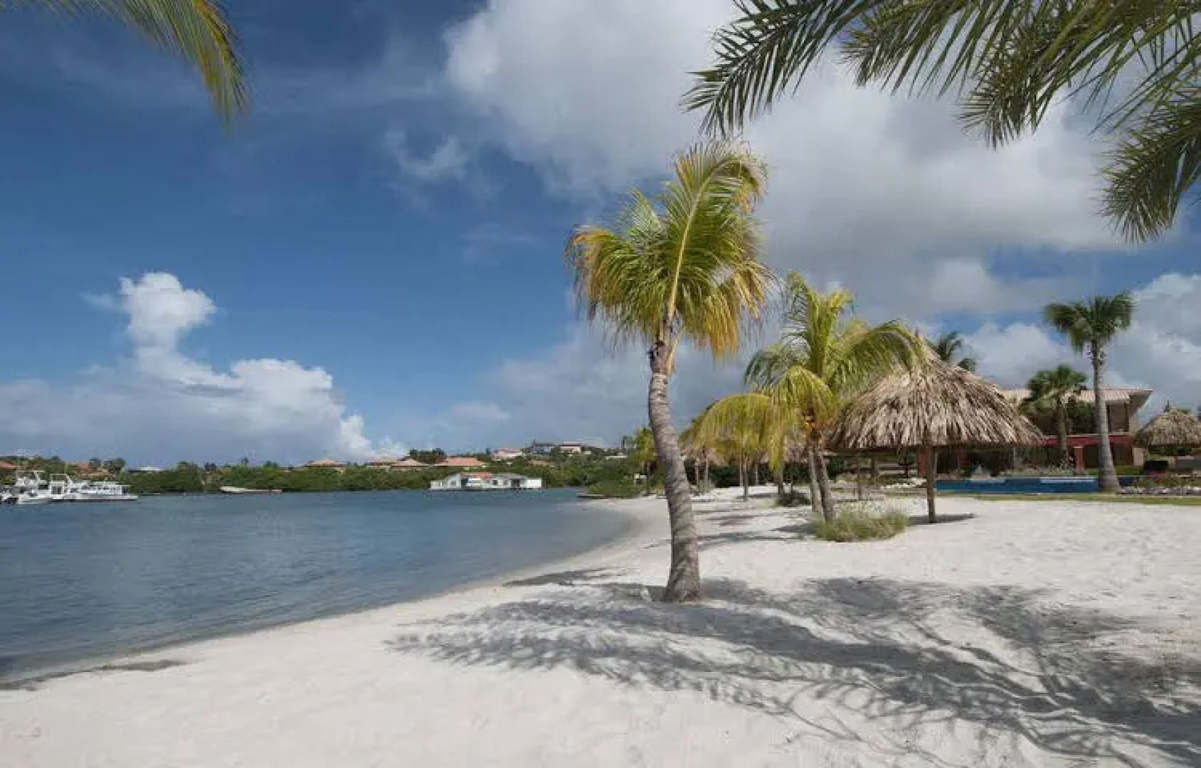 La Maya Beach Spanish Water Luxury Apartment