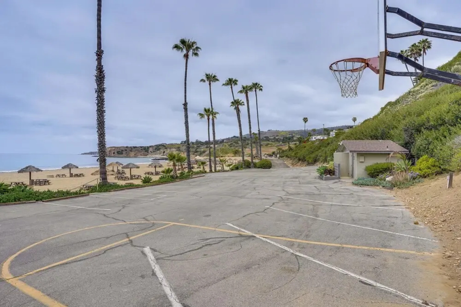 Walk to Private Beach: Rancho Palos Verdes Escape!