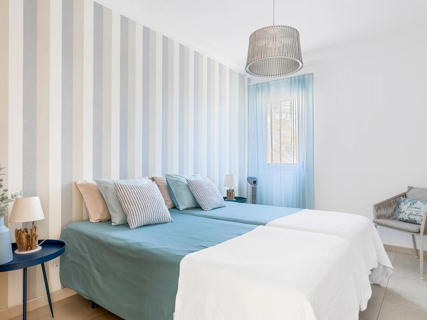 Boutique loft with BBQ terrace and ocean views