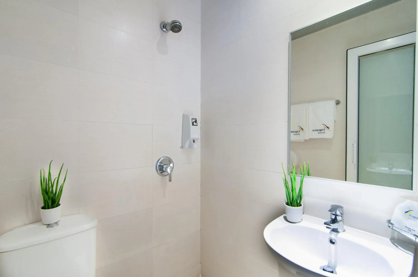Fragrance Hotel - Kovan