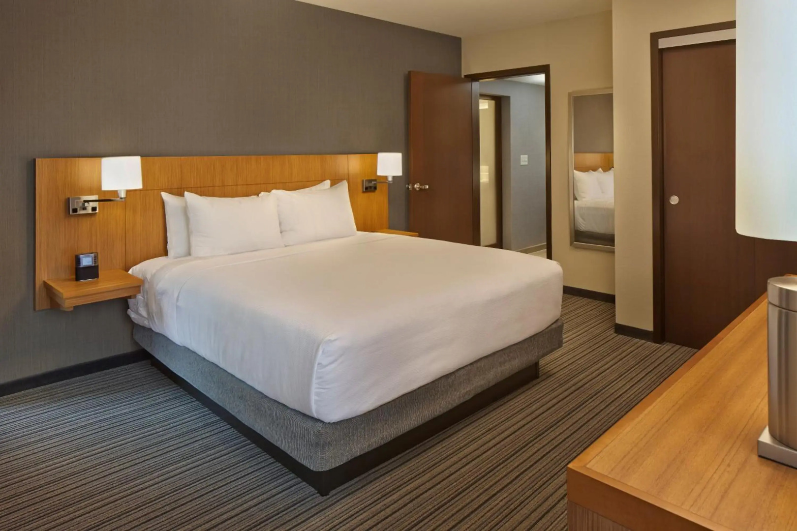 Hyatt Place Chapel Hill / Southern Village