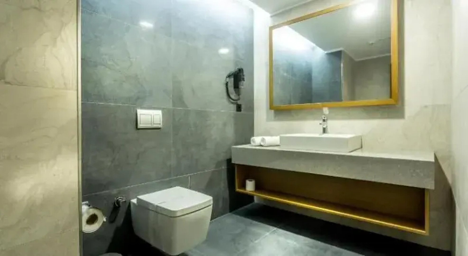 Willmont Hotel & Convention Center