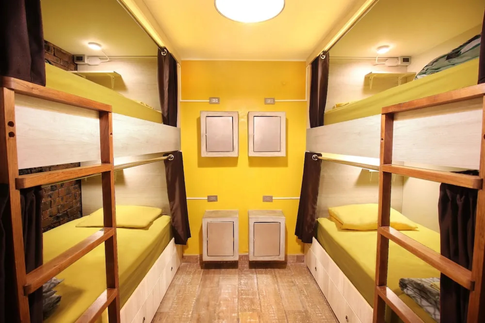 Bananas Adventure Hostel