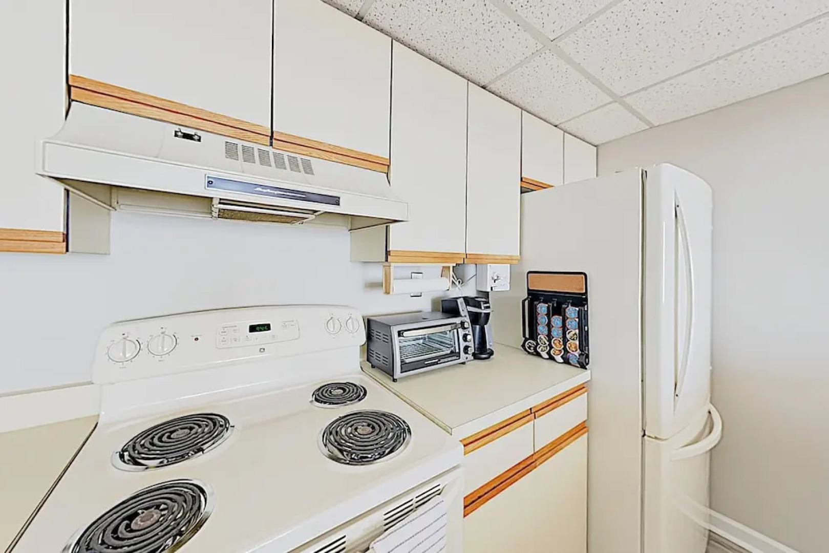 New Listing! Beachfront Perch W/ Sparkling Pool 2 Bedroom Condo