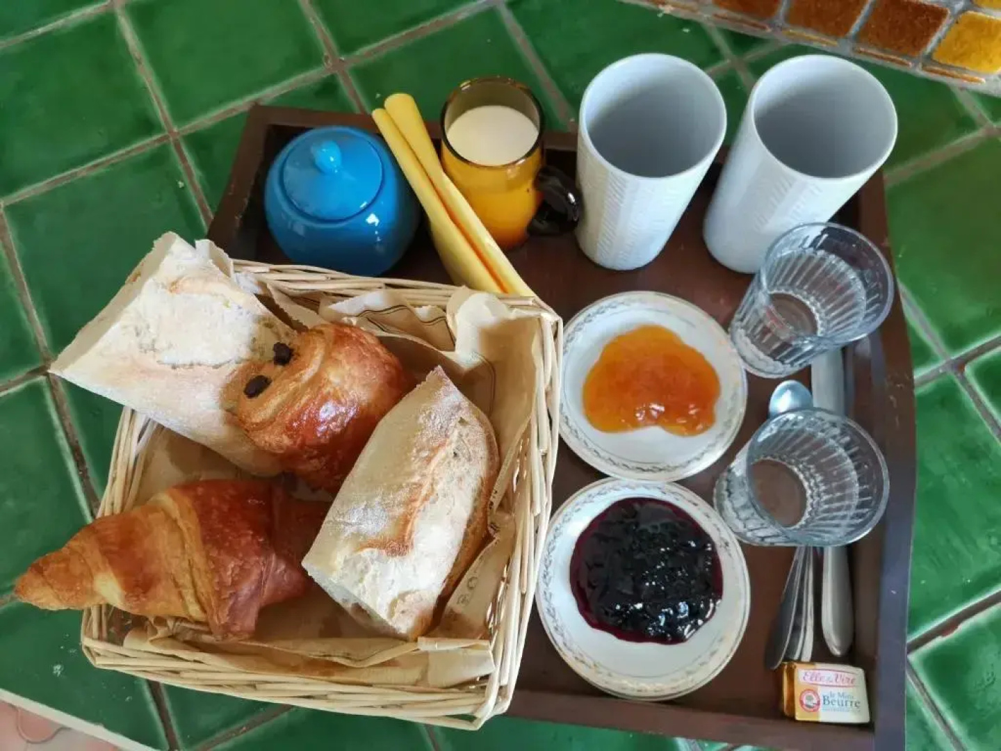 CASSIS HOSTEL Les Heures Claires