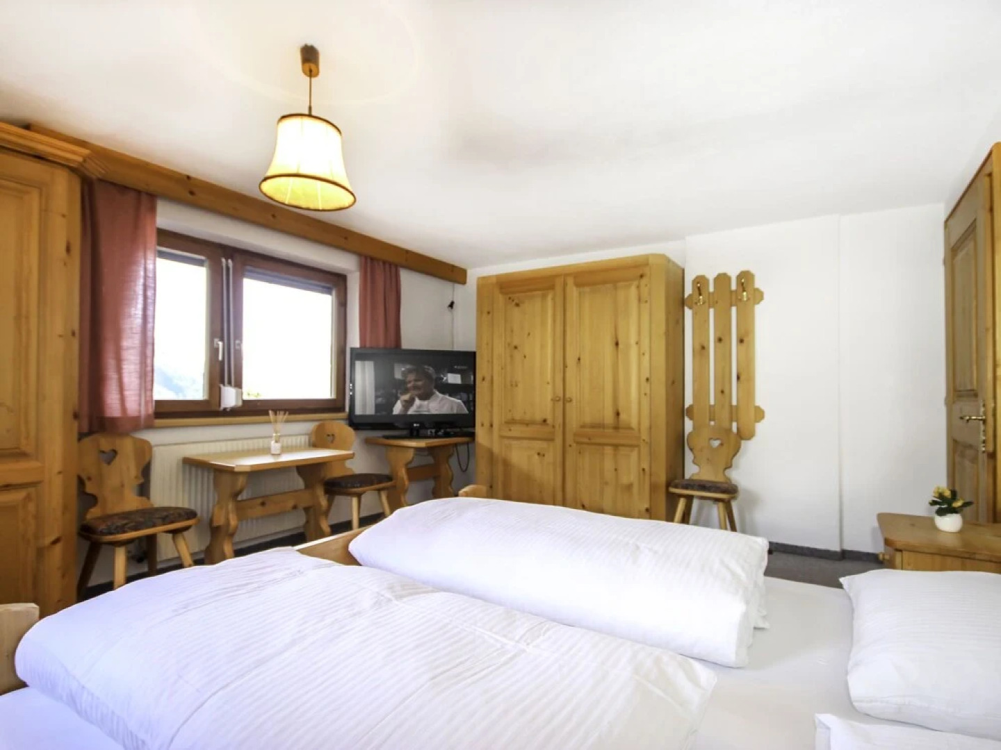 H lzl Flirsch in Flirsch