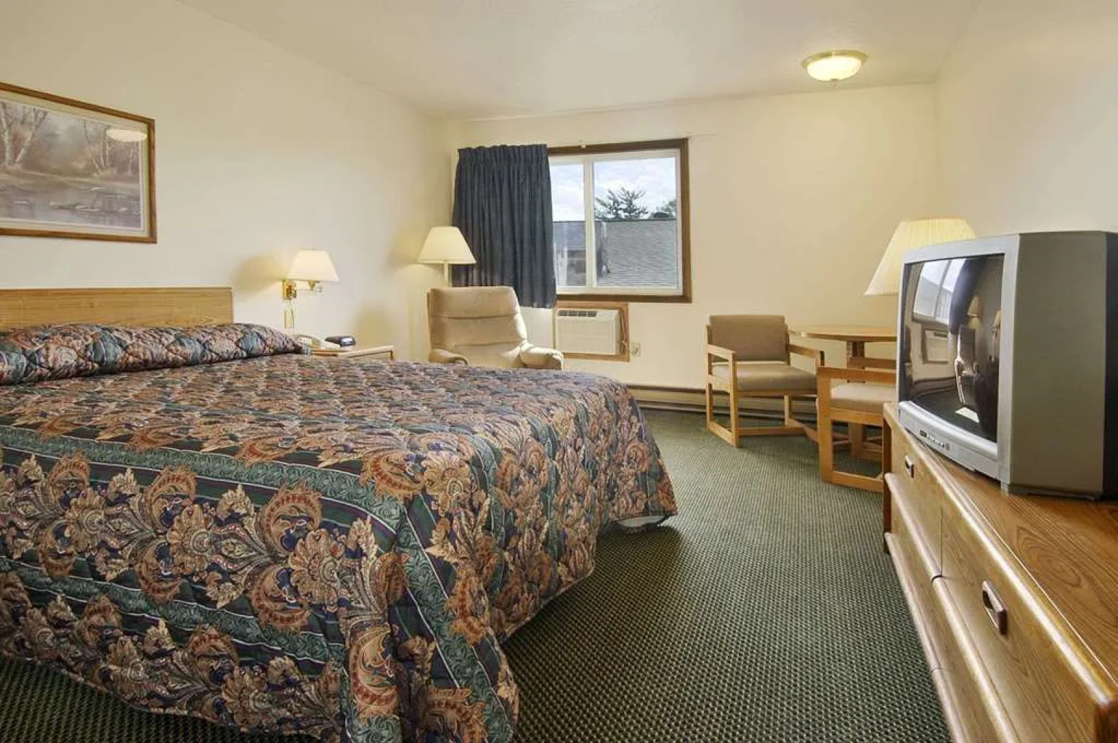 Hotel Iron Mountain Inn & Suites - Stay Express Collection