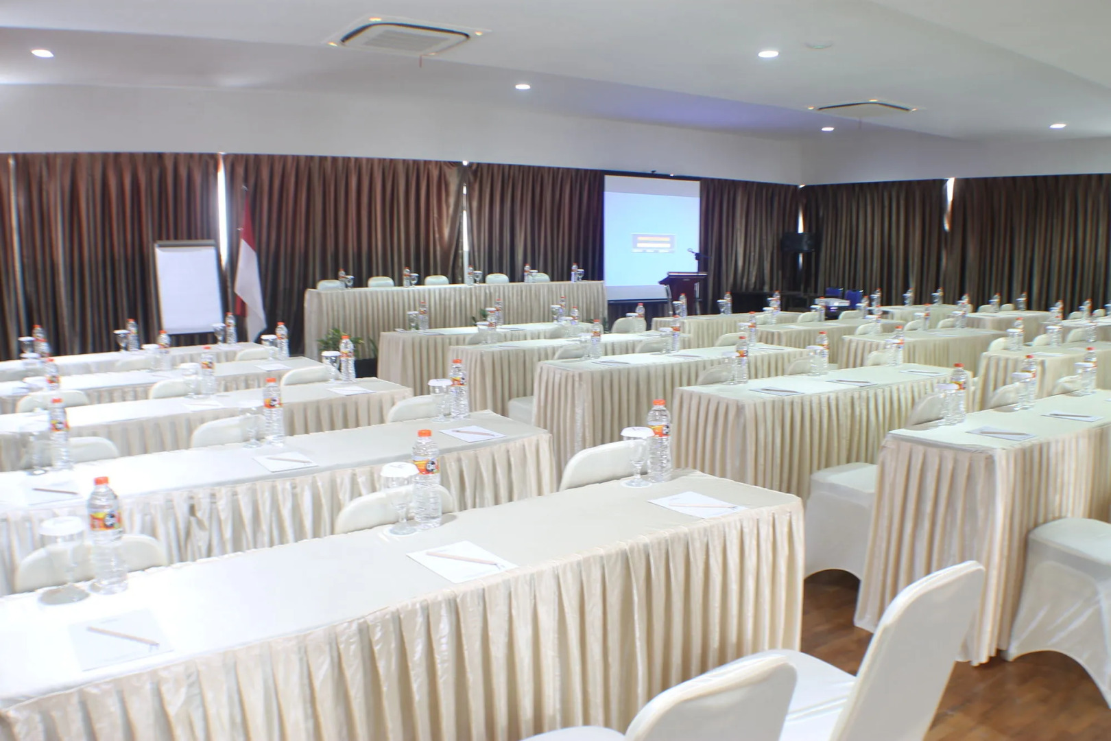 Horison Kota Lama Semarang