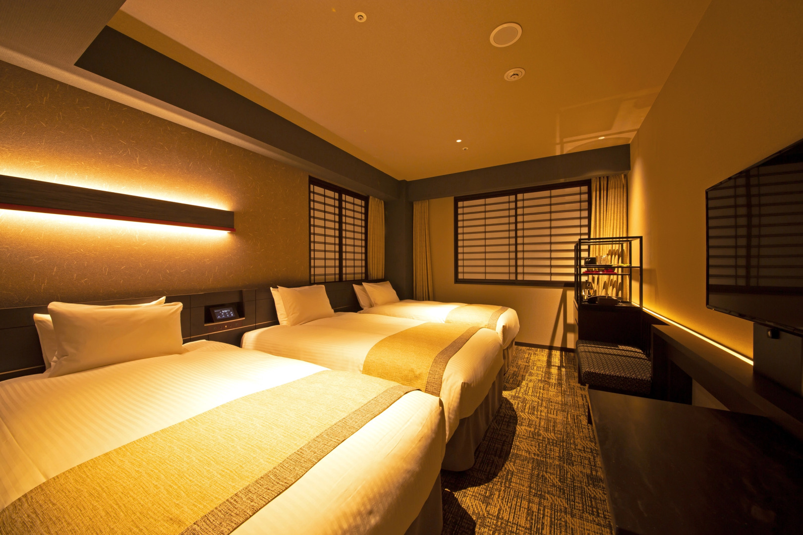 Отель Keihan Kyoto Hachijoguchi