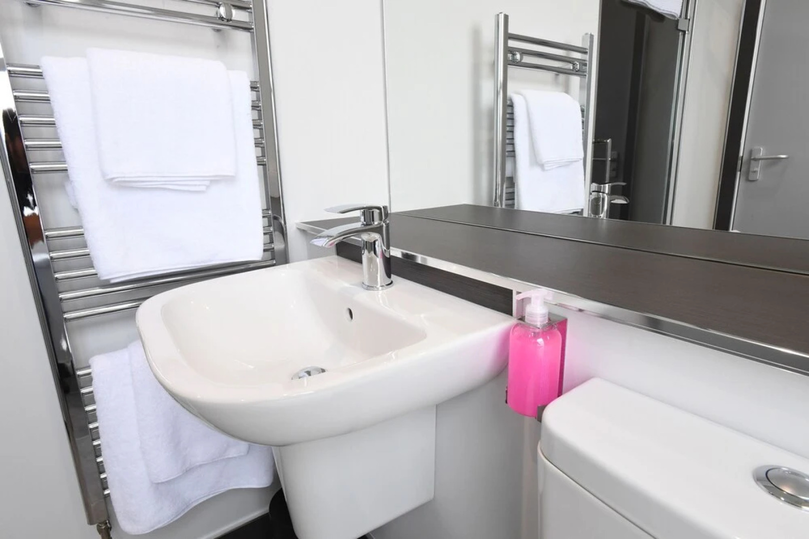 Rooms at the Railway