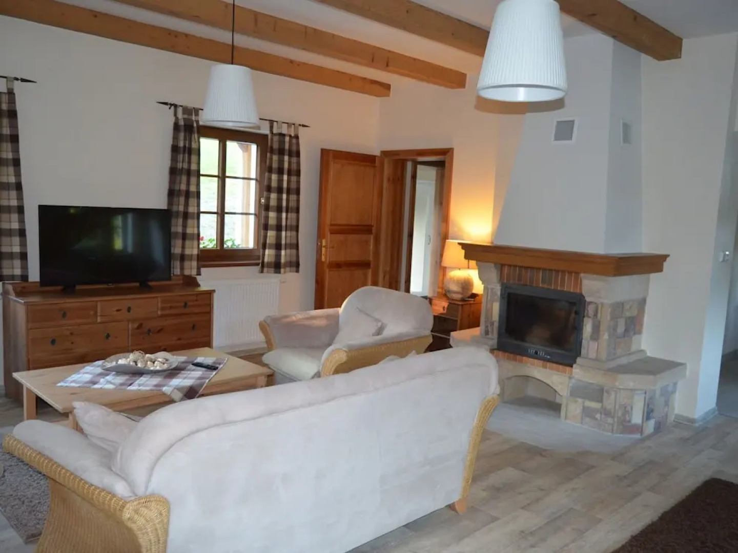 Beautiful, Spacious Holiday Home With Fireplace and Garden Pool Near the Golf Course