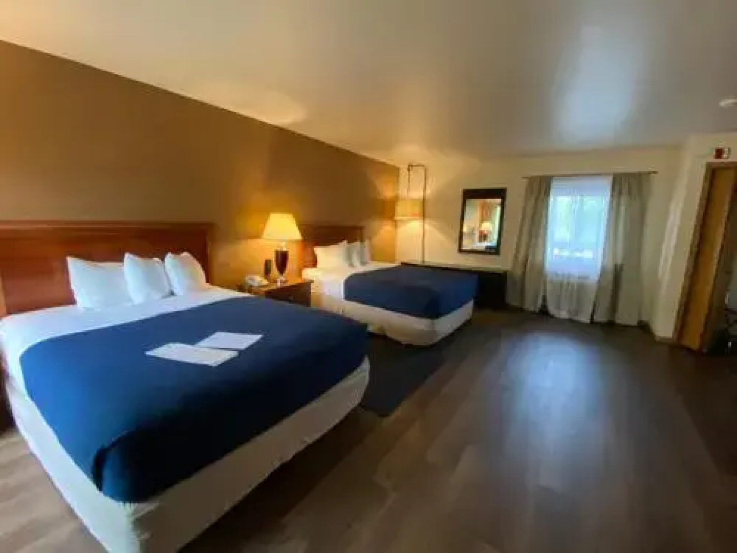 Village Inn on the Lake