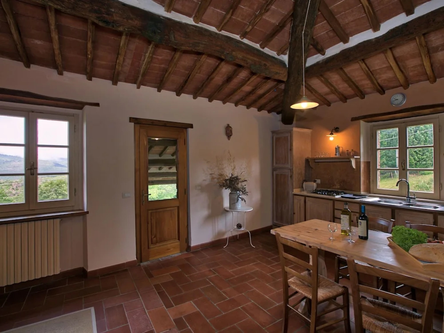 Hill-view Apartment in Lucignano With Private Terrace