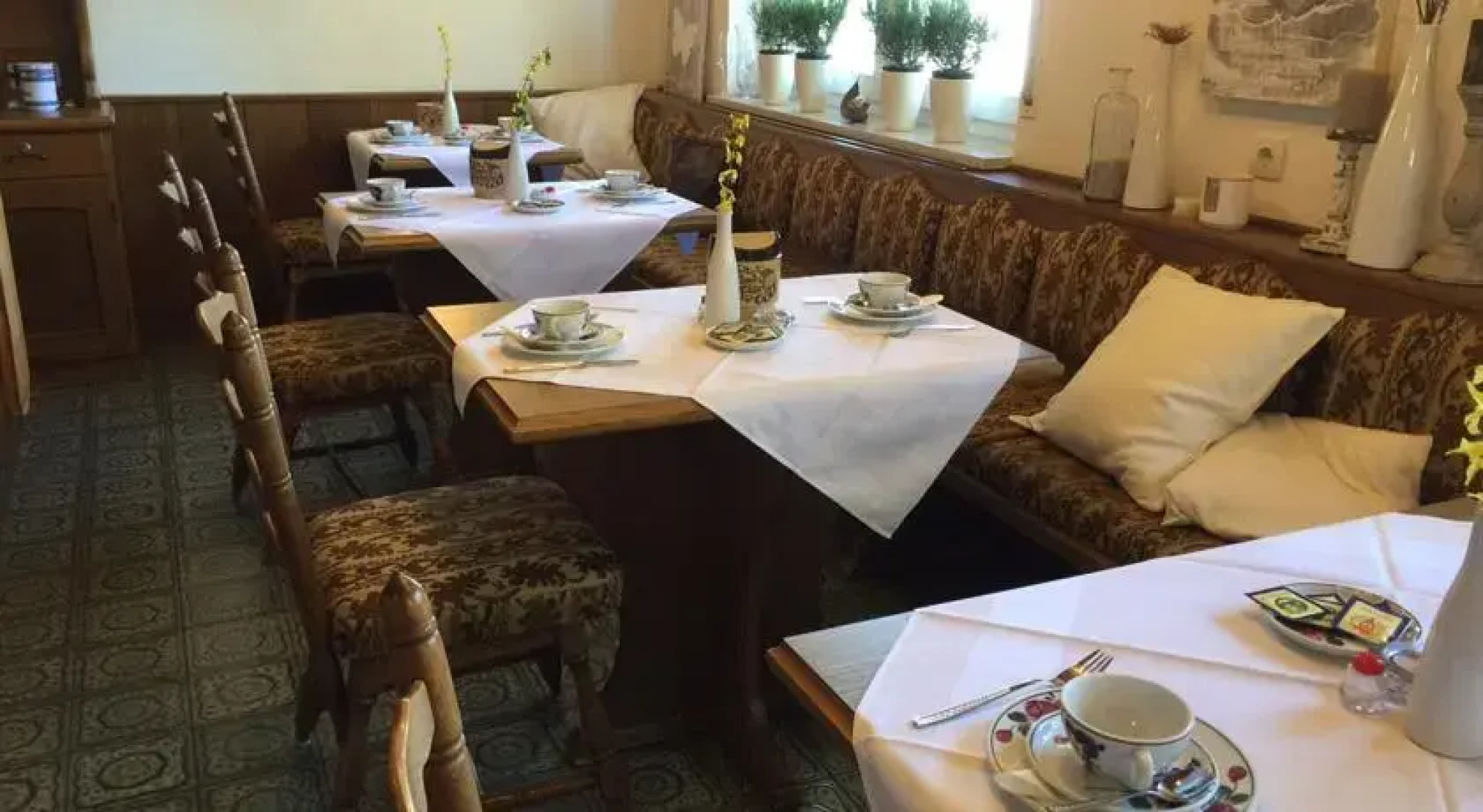 Pension Schalli Haus am Faakersee