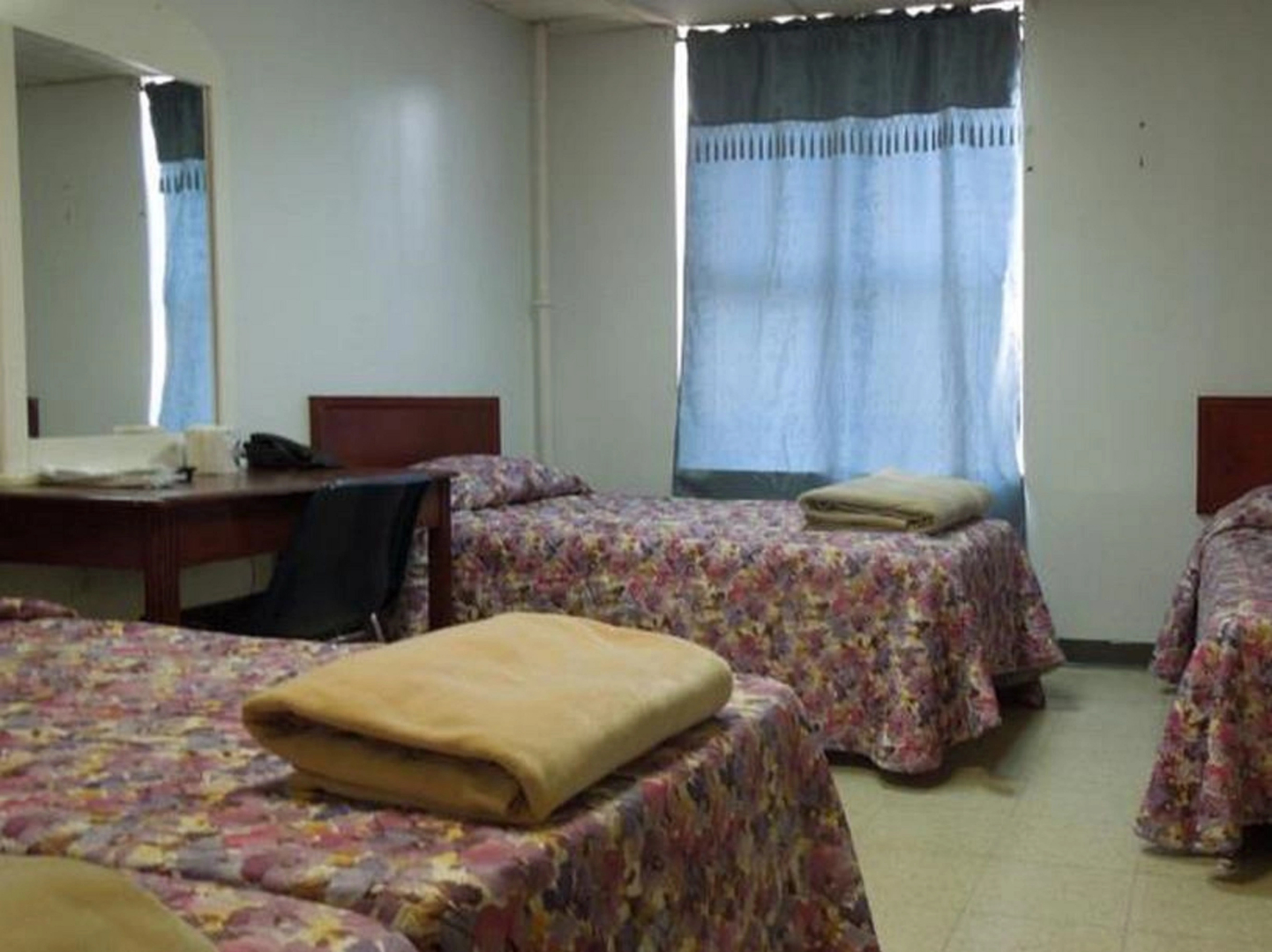 World Hotel