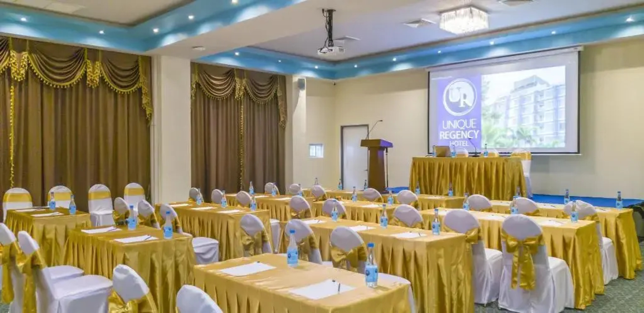 Unique Regency Hotel