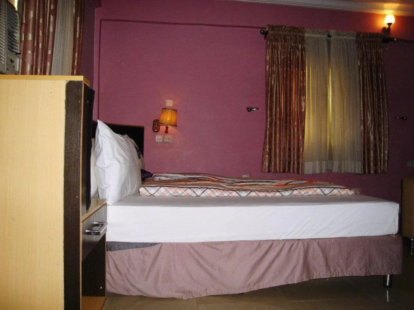 Nirvana Hotel and Suites