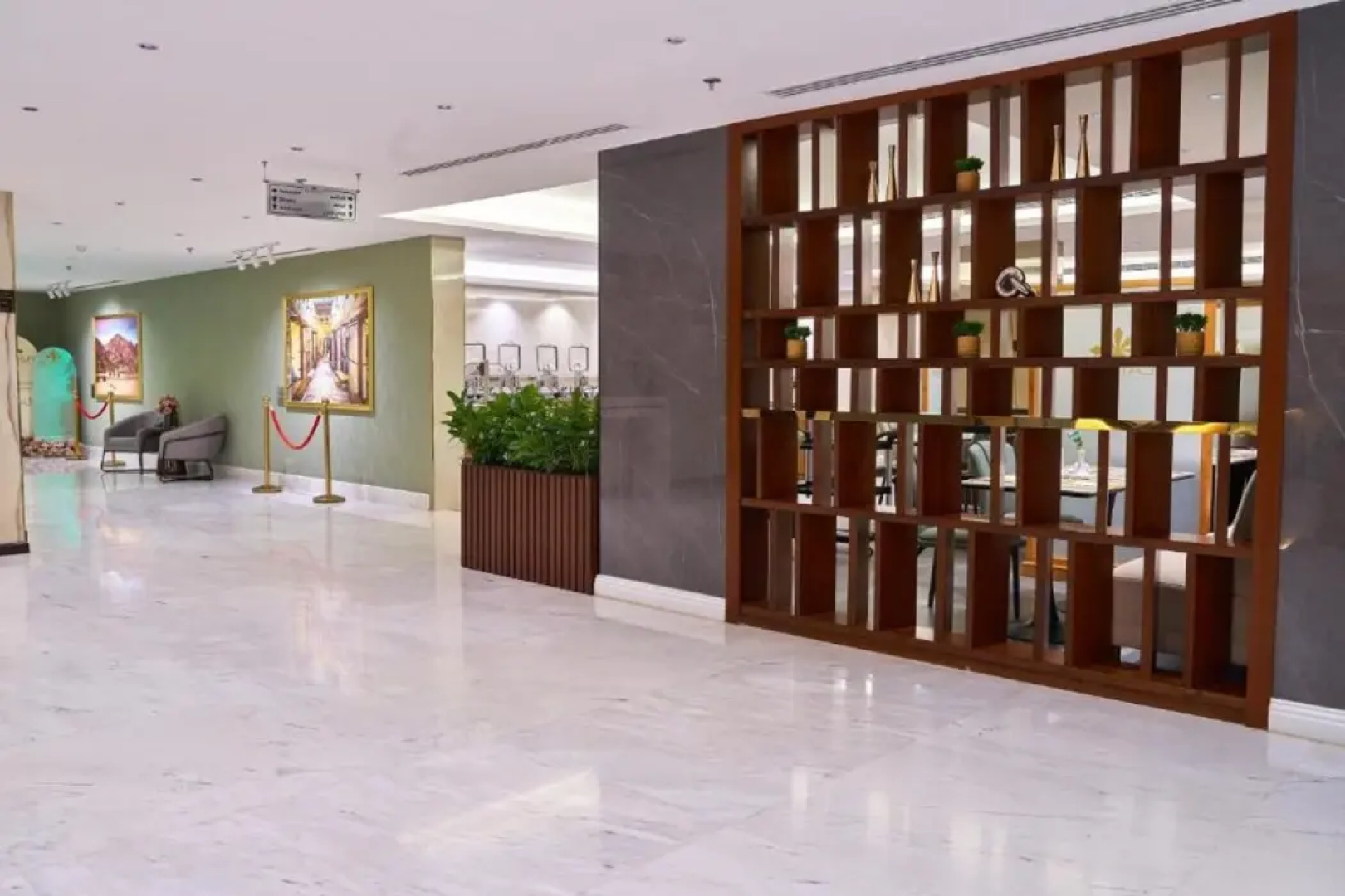Platinum Hotel