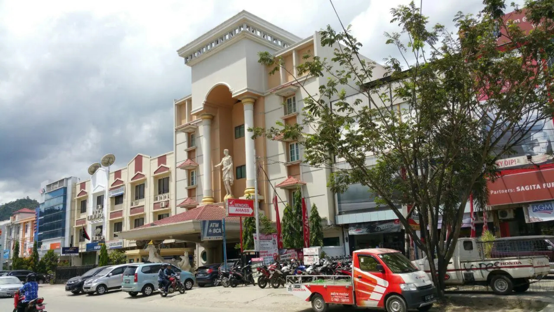 Hotel Le Premiere Papua
