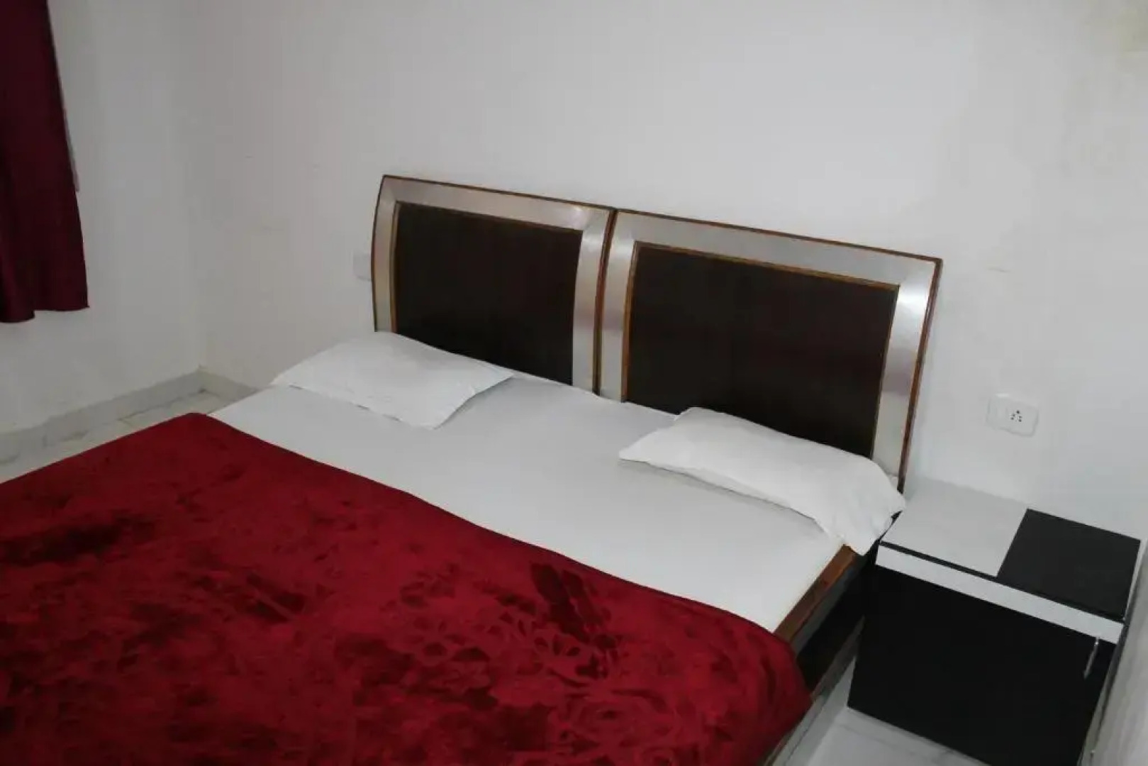 Sunset Backpackers Hostel