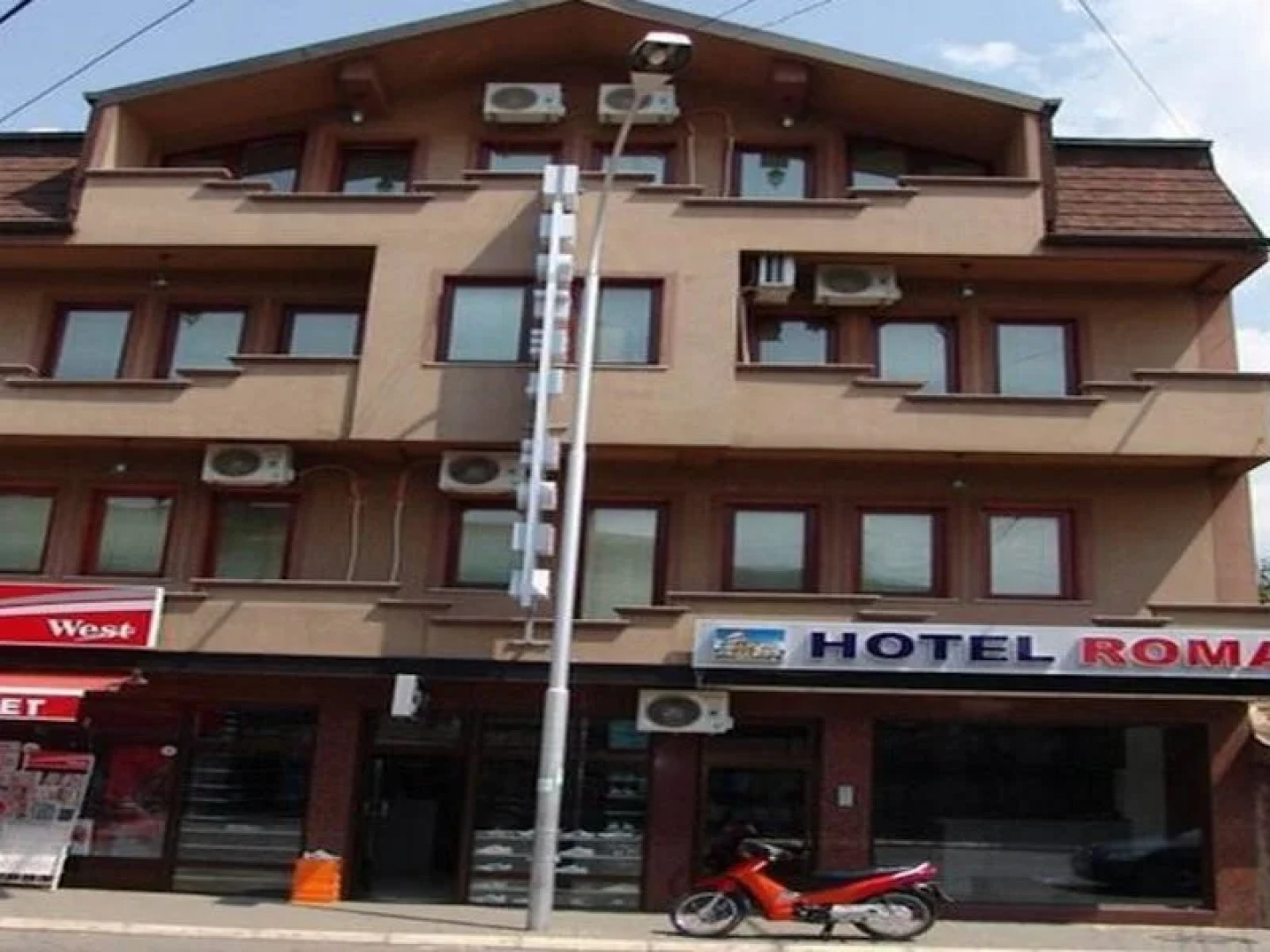 Roma Hotel