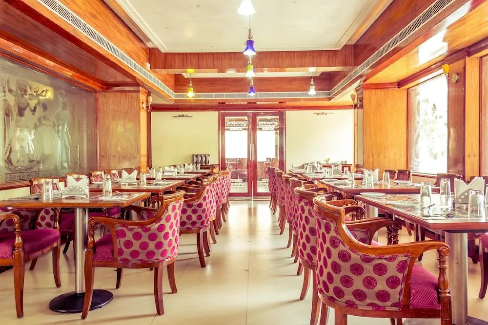 OYO 1667 Hotel Micro Continental