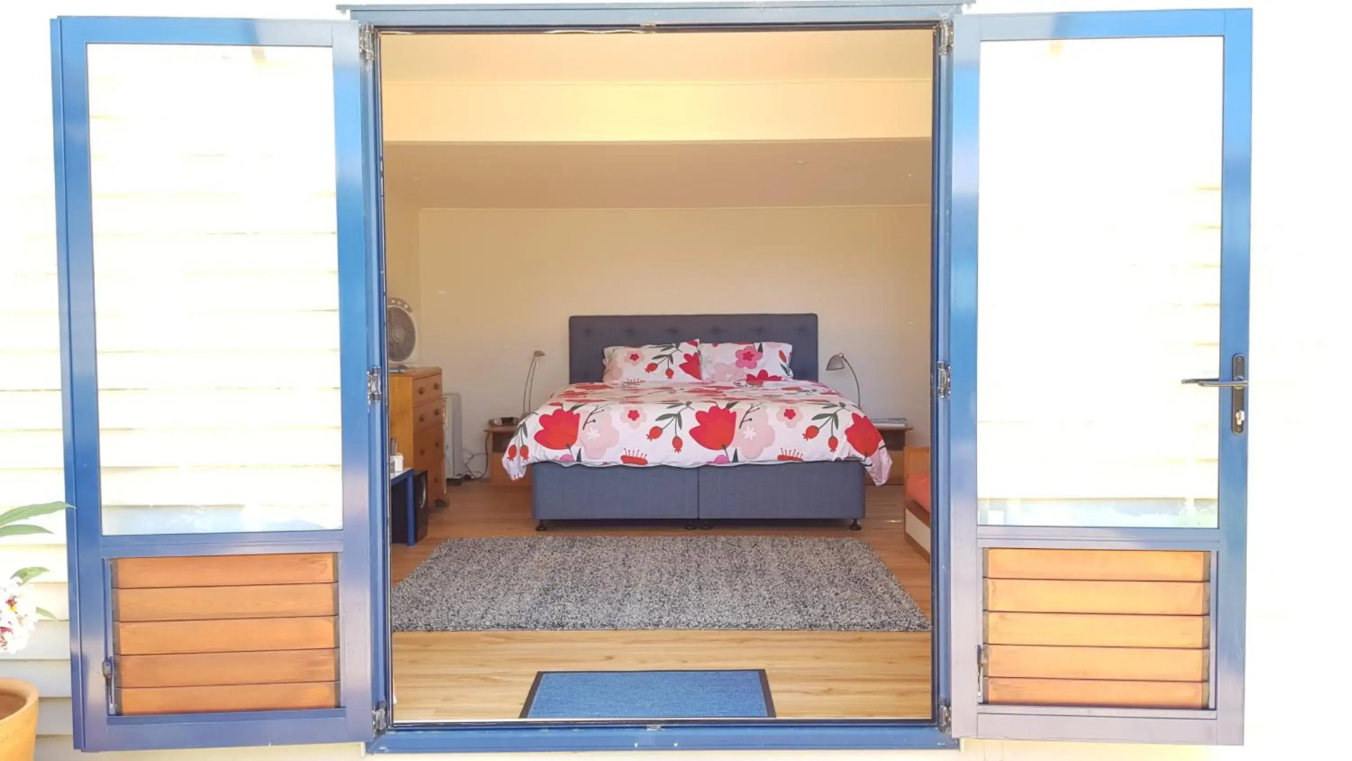 Taste Of Paradise with WiFi!- Mangawhai Heads Holiday Home