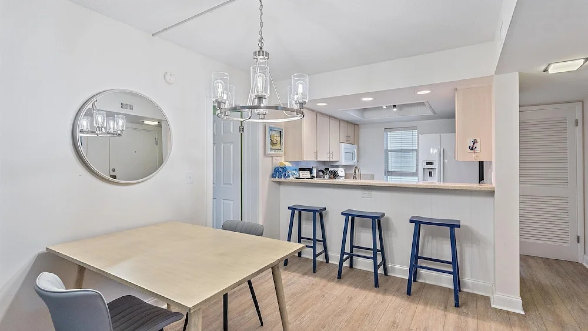 Pura Vida Two 2 Bedroom Condo by RedAwning