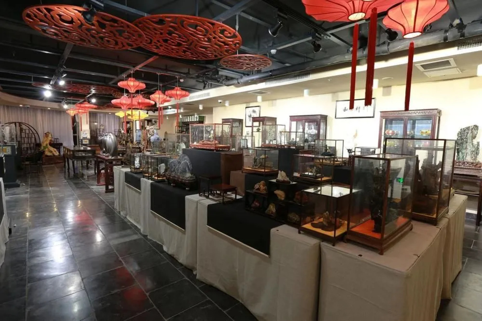 Qingdao Zhongyang Business Hotel