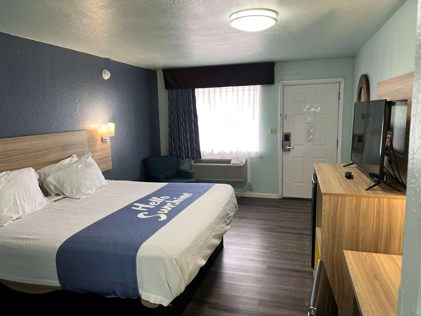 Days Inn by Wyndham Pratt