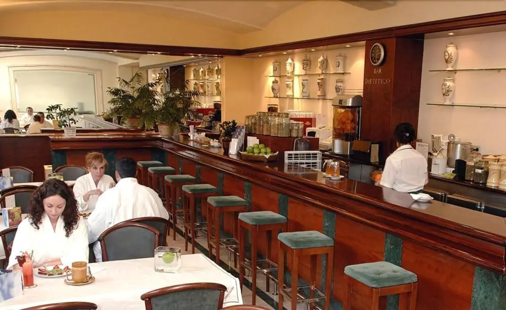 Hipócrates Curhotel