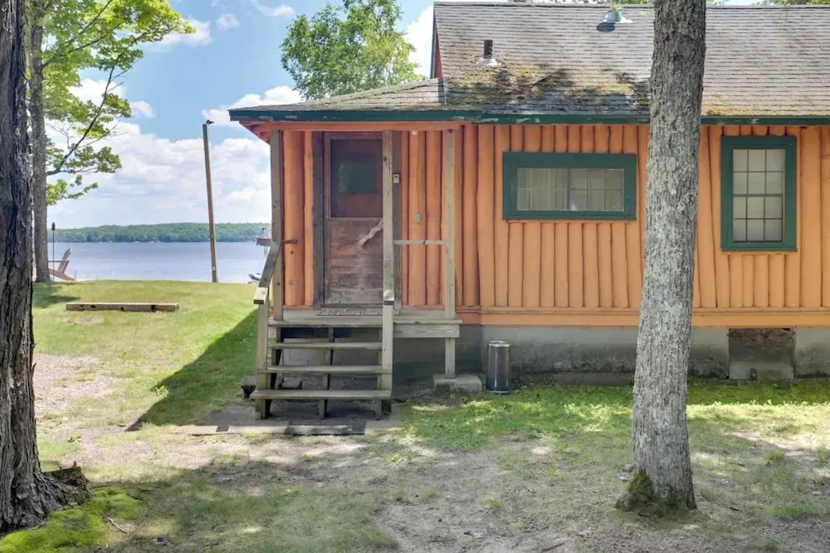 South Twin Lake Cabin w/ Seasonal Dock & Slip!