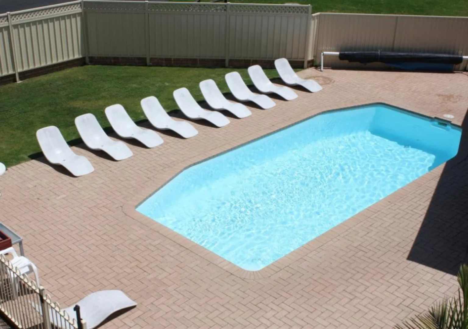 Sapphire Court Holiday Units