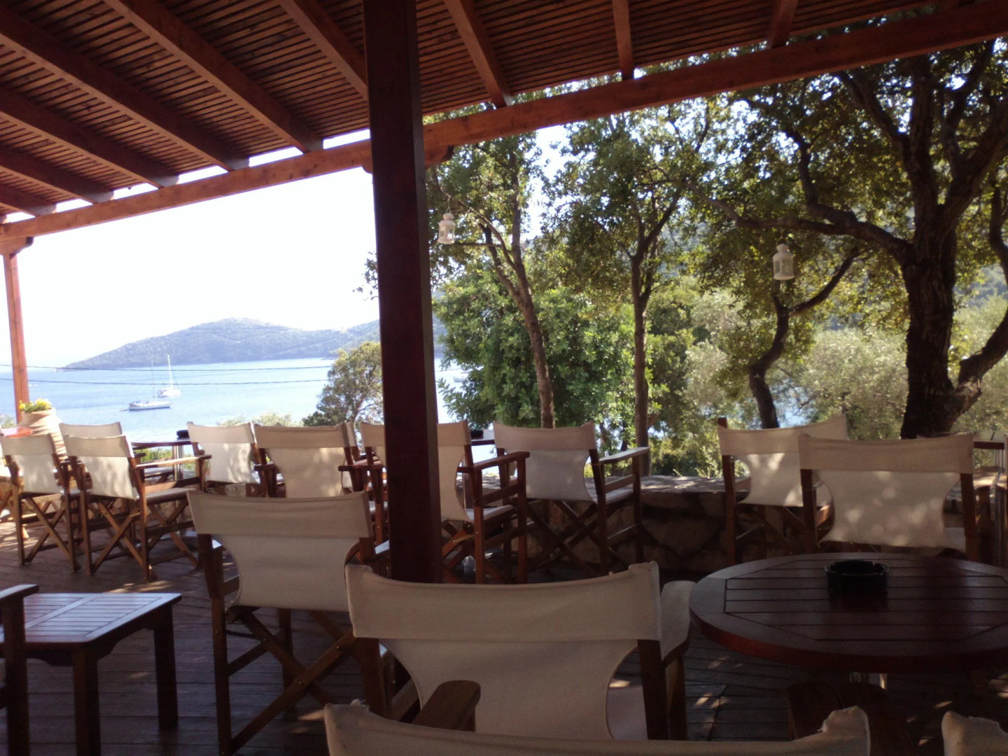 Mikros Gialos Apartments