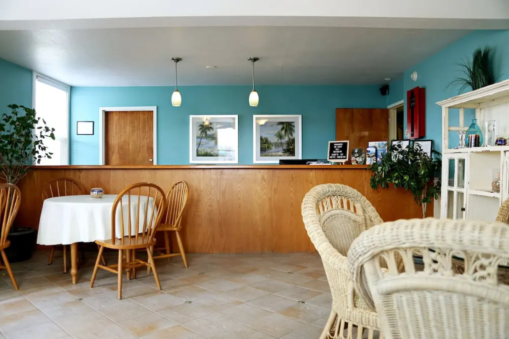Ocean Sands Beach Boutique Inn - Stay At the Beach