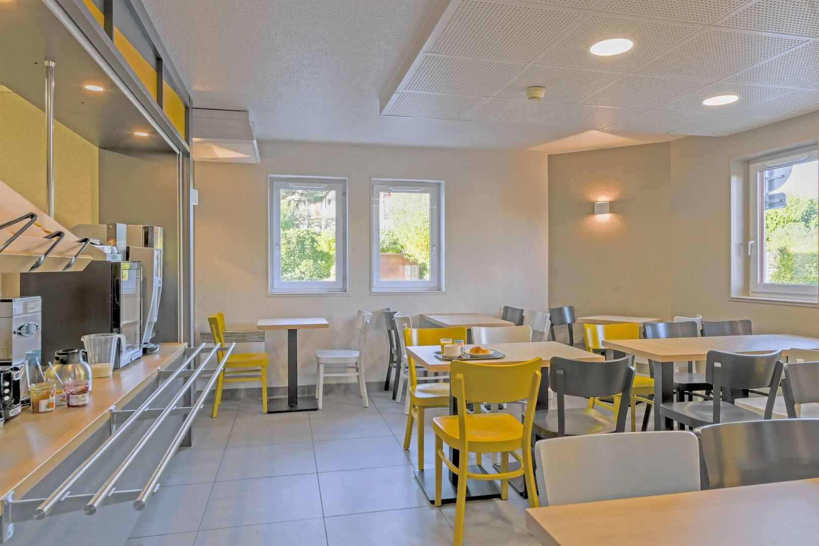 B&B HOTEL Montpellier (1)