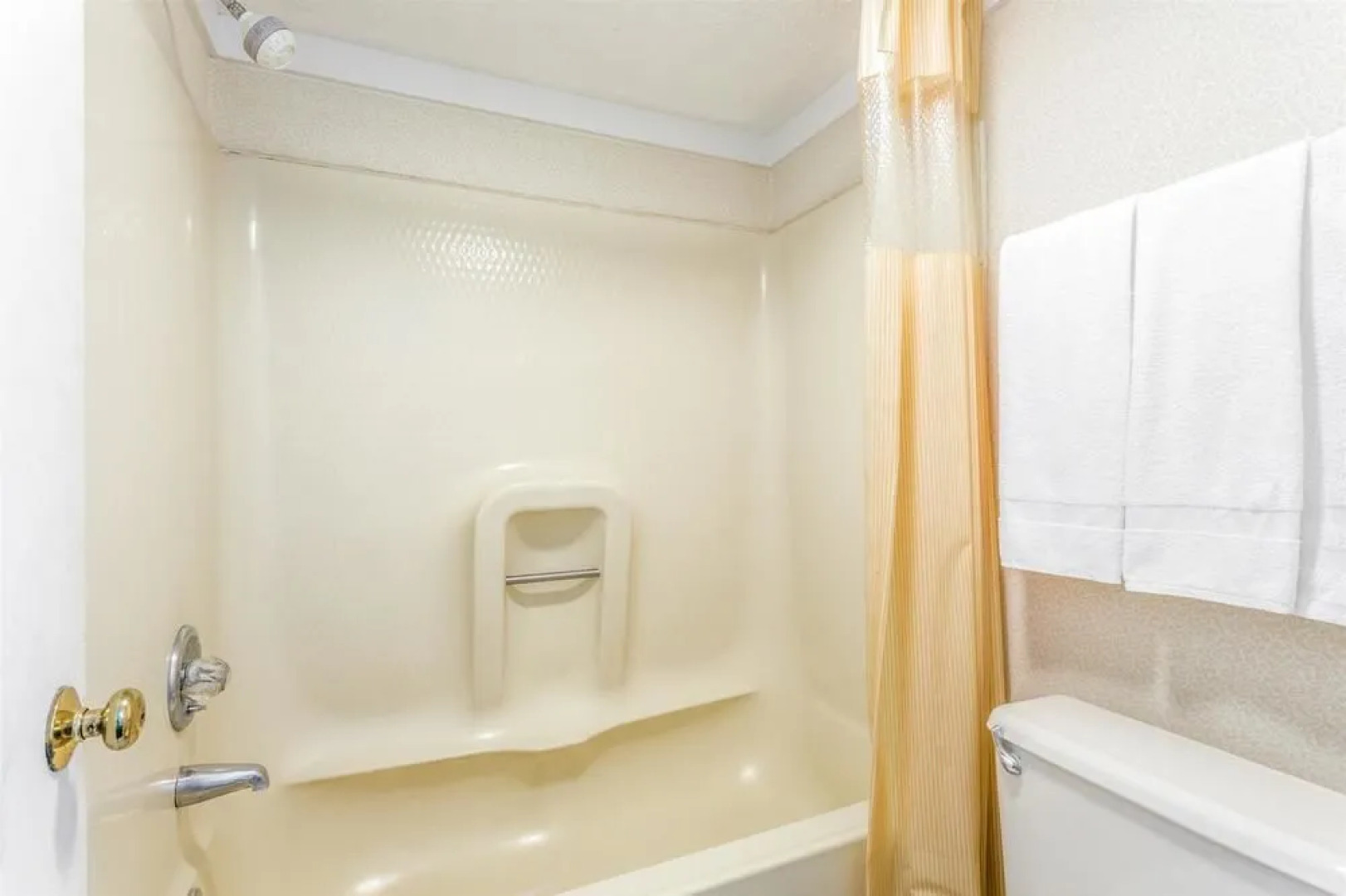 Days Inn by Wyndham Cornelia