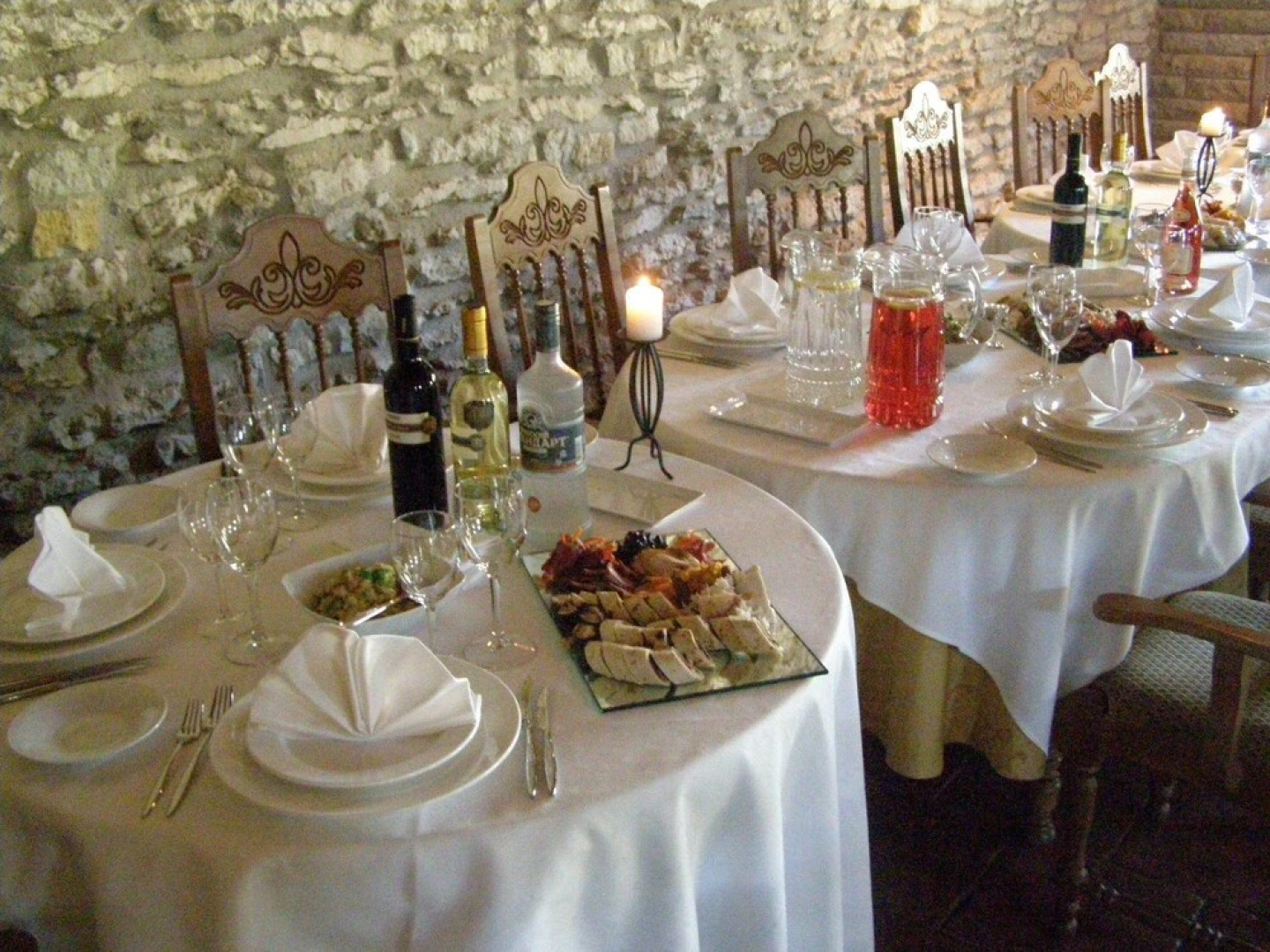 Üksik Rüütel Hotel