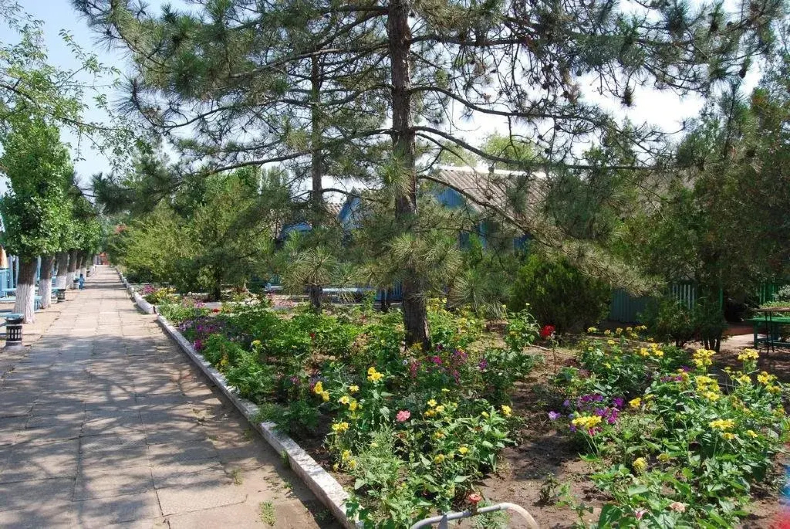 Zarya Recreation Centre