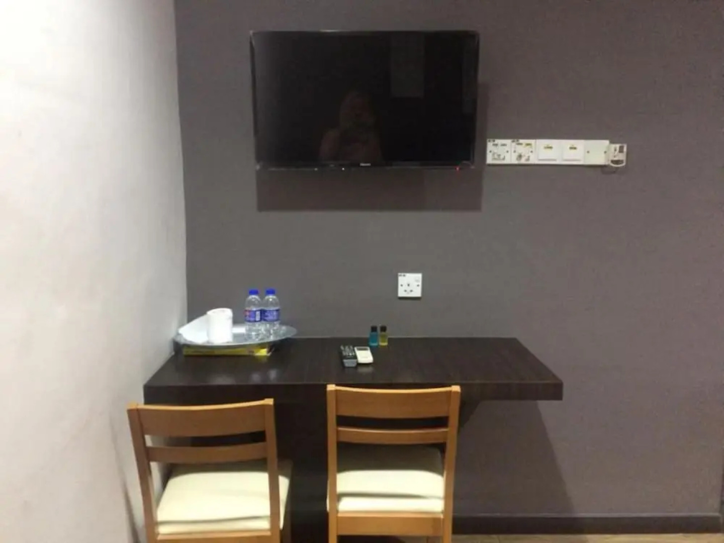 Room V at Jalan Jenang