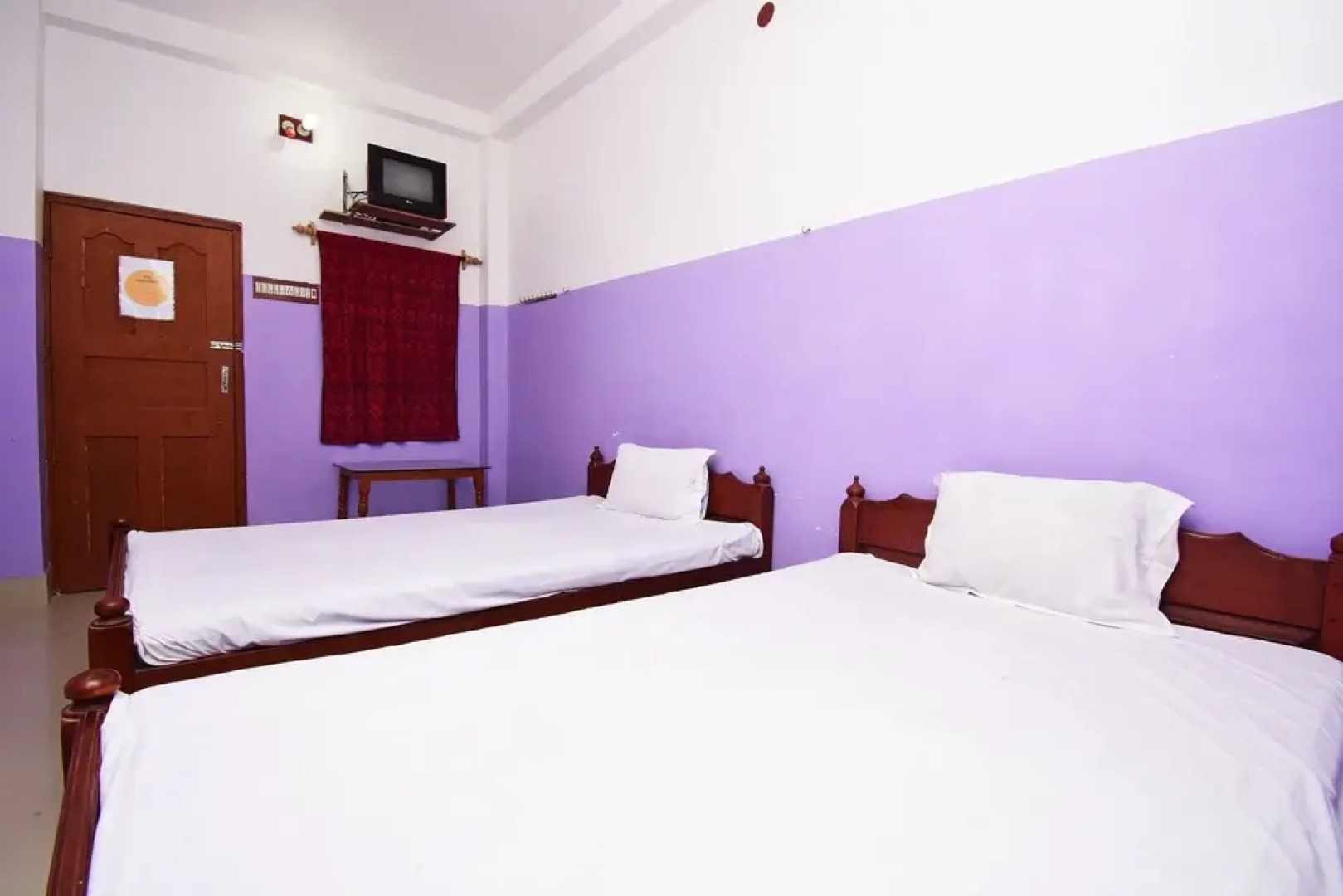 SPOT ON 43674 Apanjan Hotel